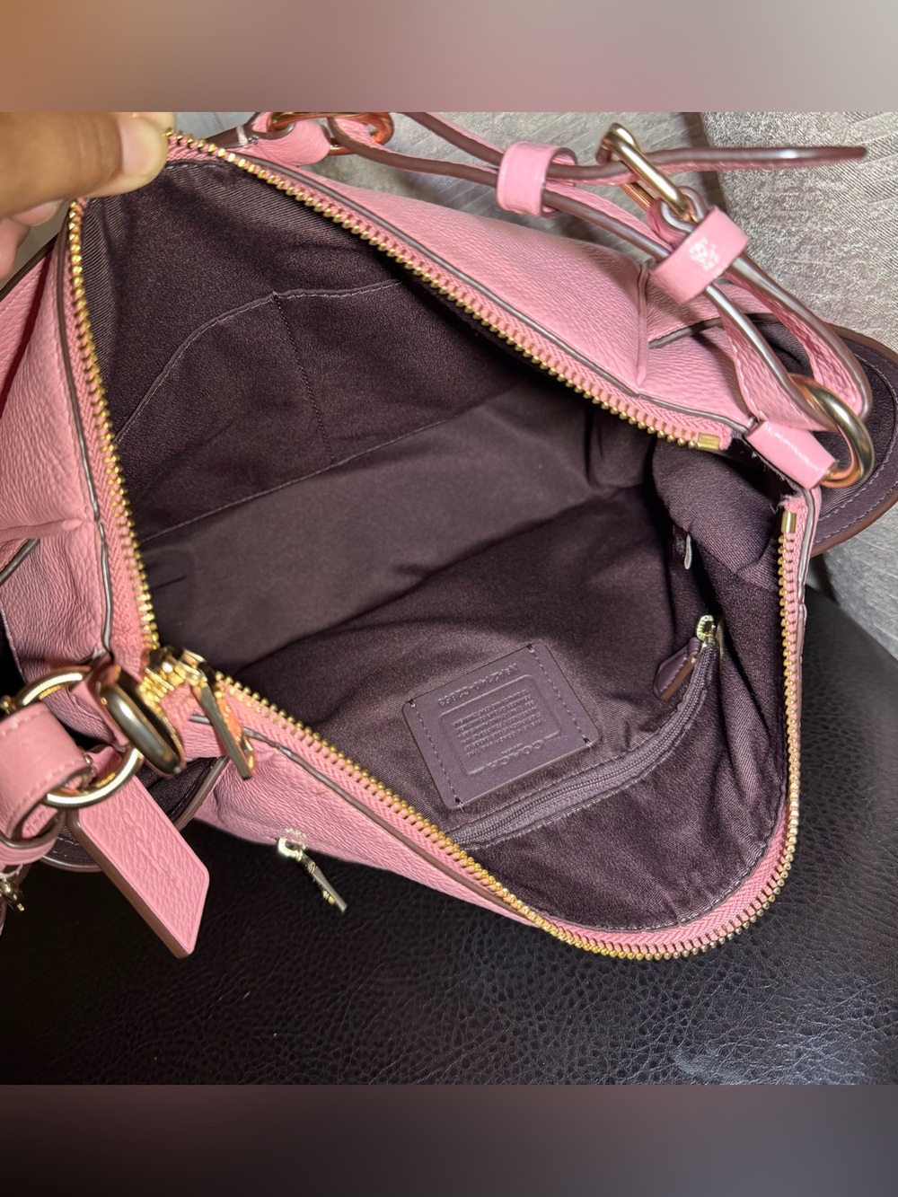 COACH Pink Pebbled Leather Shoulder Bag with Gold Hardware LIKE NEW - Picture 7 of 9